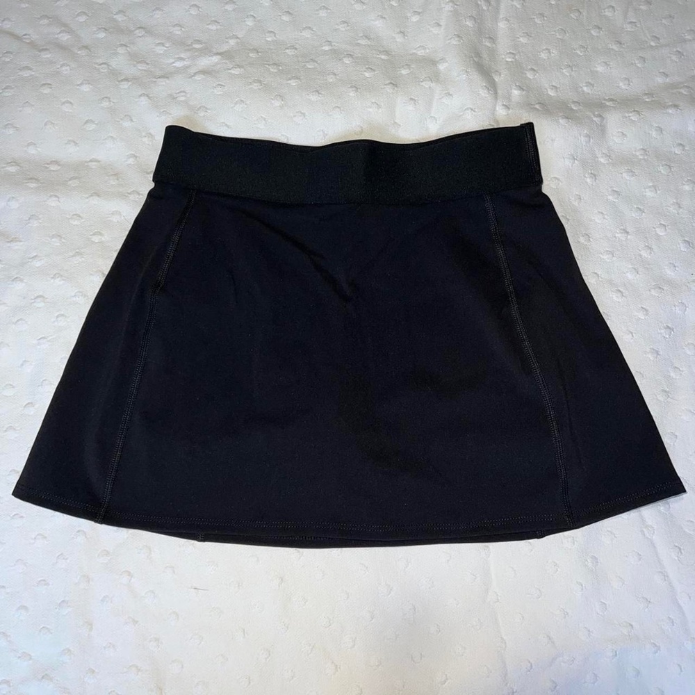 Aritzia Tn Action Tna Slick Court Micro Skirt
